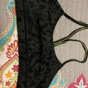 Animal print Flow Y Sports Bra Size 10